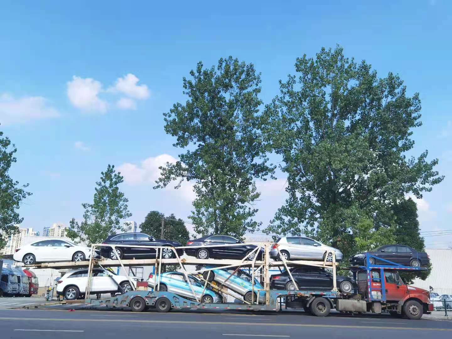 成都到三亞汽車托運(yùn)多少錢(qián)