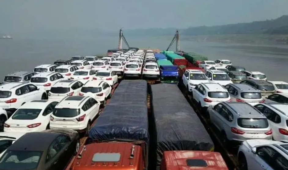 ?？谄囃羞\