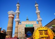 自駕新疆，享受美景，汽車托運(yùn)，省時(shí)省力！